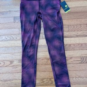 NWT Performance Wear Leggings